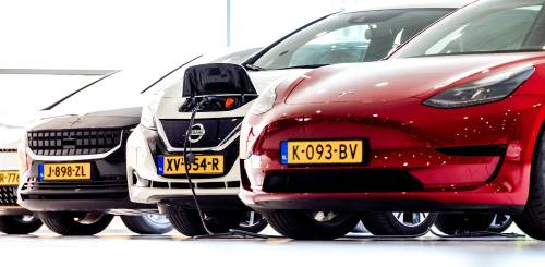 Car showroom - ANP -ROB ENGELAAR