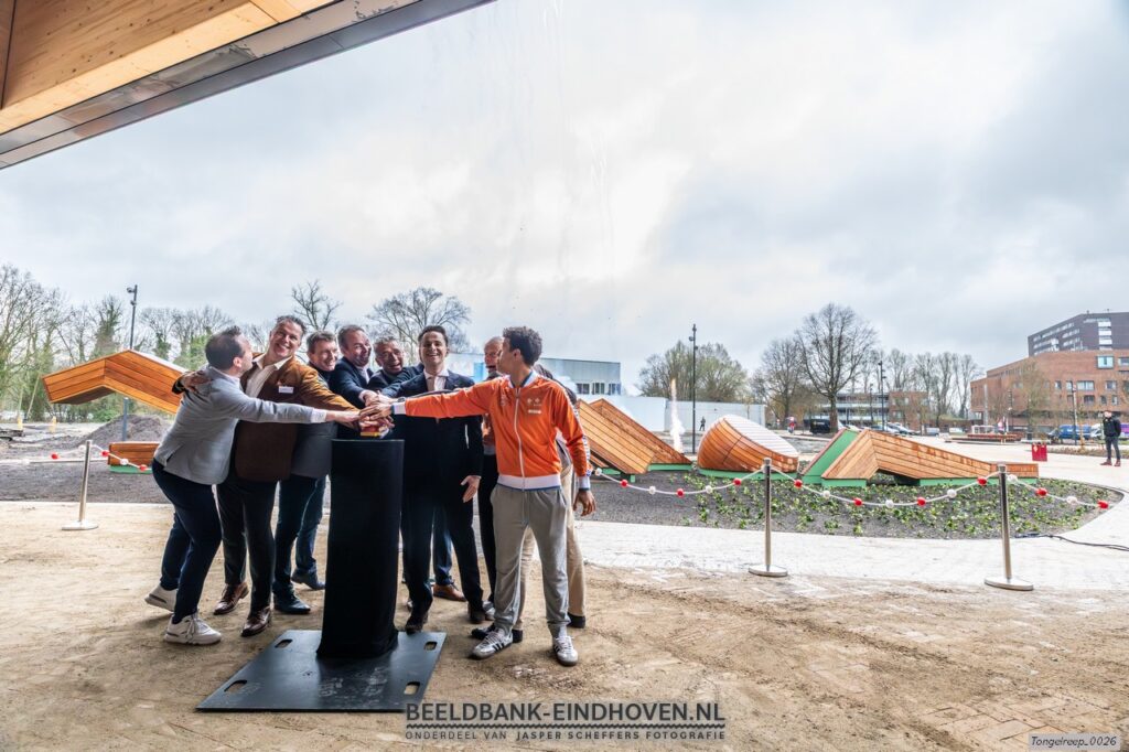 Alderperson Remco van Dooren at Tongelreep pool Credit: Jasper Scheffers