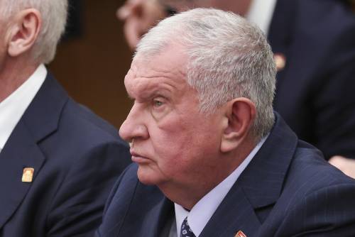 Chief Executive of oil producer Rosneft Igor Sechin at the Great Hall of the People in Beijing, China EPA/Maxim Shemetov / POOL
